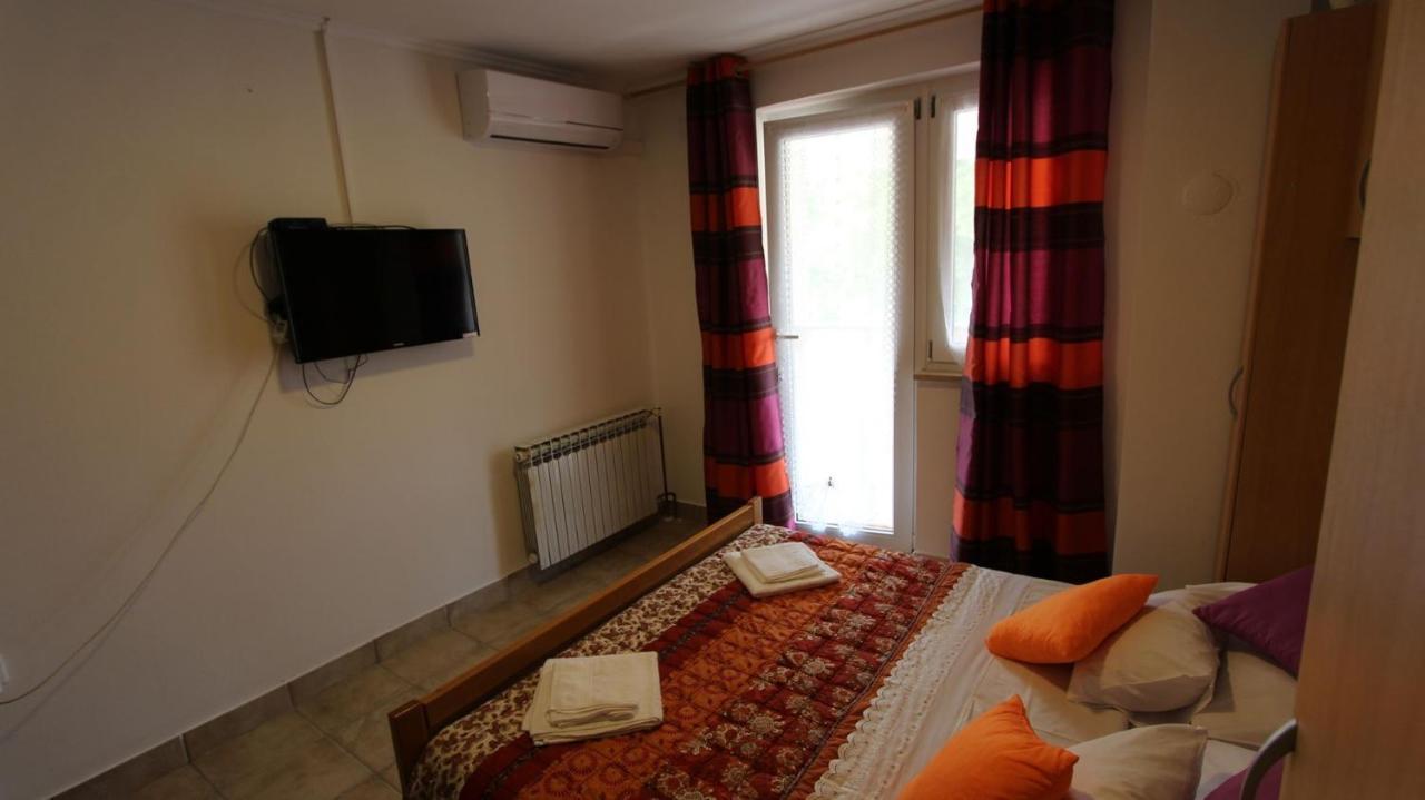 Apartment Kreslin ヴァンタシチ エクステリア 写真
